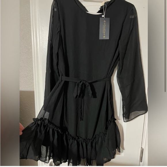 Women’s Simple Black Dress_size Medium - Picture 5 of 7